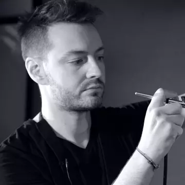 Interviu cu Alexandru Abagiu, make-up artistul fără pereche