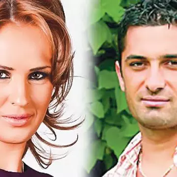 Diana Munteanu s-a îndrăgostit! Nu ai să crezi pe cine sărută vedeta! Foto în articol.