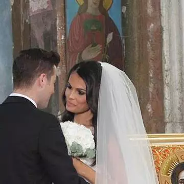 Nuntă Anca Serea și Adi Sînă. Ce rochie de mireasă a purtat vedeta