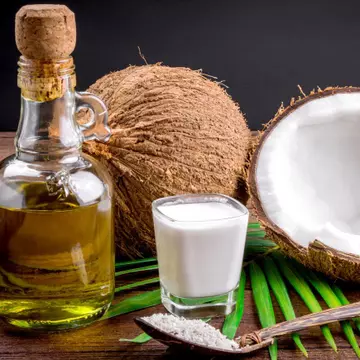Efectele adverse ale uleiului de cocos! Ce nu ne spun nutriționiștii
