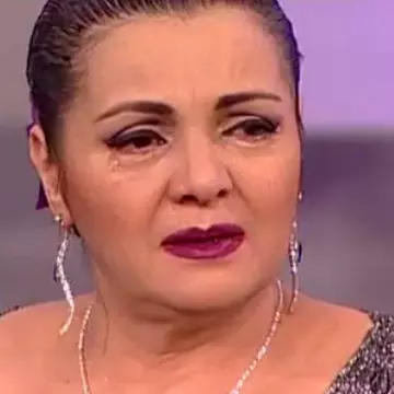 Catanga, în hohote de plâns la TV. Singurul ei fiu i-a dat o veste şoc: "Îmi este foarte greu"