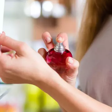 7 parfumuri în care merită să investești de Black Friday 2015