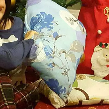 De ziua ei, Andreea Marin a dat petrecere în pijamale!
