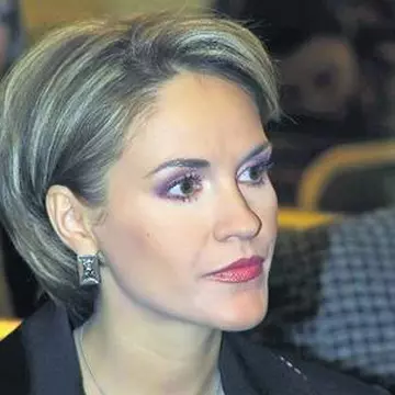 Imagine impresionantă cu Gabi Firea, de Ziua Naţională. Cum şi-a îmbrăcat cei doi copii