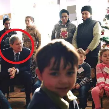 Premierul Dacian Ciolos vrea ca toti copiii din România sa poata beneficia de educatie