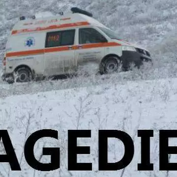 Tragedie la Vaslui. Un bebeluş a murit după ce ambulanţa a rămas înzăpezită