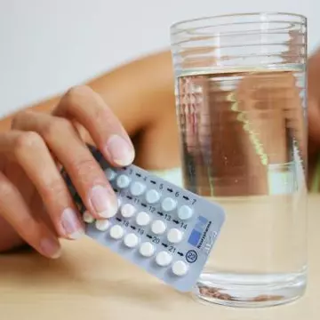 La ce risc major te expui atunci când iei anticoncepționale și ce test trebuie să faci înainte