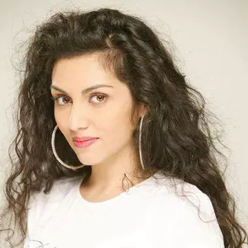 Doinița Oancea, schimbare radicală de look. Îi stă bine