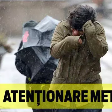 Vânt puternic şi ninsori la munte