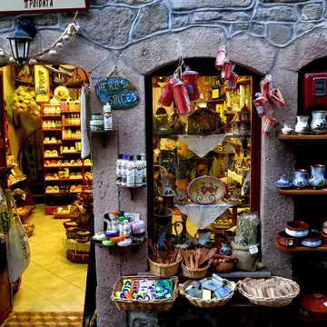 (P) La shopping în Asprovalta