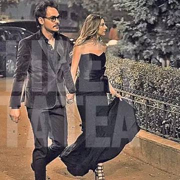 Lidia Buble, deranjată de un alt bărbat la miezul nopții! Ce mesaj a putut primi! Cu siguranță Răzvan Simion a luat foc