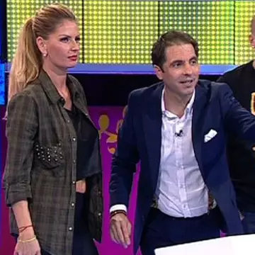 Este una dintre cele mai avute artiste de la noi, dar este culmea zgârceniei! Andreea Bănică a ajuns să cerșească haine