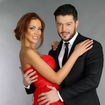 Dovada de netagaduit ca Bianca Dragusanu si Victor Slav asteapta un copil: Se recasatoresc în aprilie, la Deva!