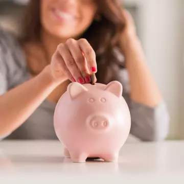 Trucul care a ajutat-o pe o femeie să economisească 36.000 $