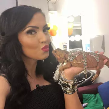 Toată lumea s-a întrebat cum a slăbit Andreea Mantea după naştere, însă abia acum a spus adevărul!