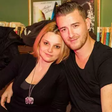 Soţia lui Mihai Chiţu rupe tăcerea! Ce se întâmplă de fapt între ea şi artist