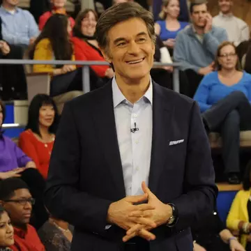 Interviu cu Dr. Oz – “O situație complicată m-a îndreptat spre medicina alternativă”