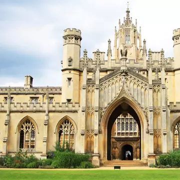 Ai avea șanse să intri la Universitatea Cambridge?