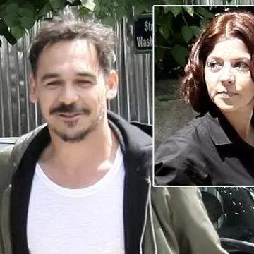 Divorțul l-a scuturat de vilă și 2.000E pe lună! Cum a împărțit Răzvan Simion agoniseala și custodia copiilor cu soția și cât îl costă pensia alimentară
