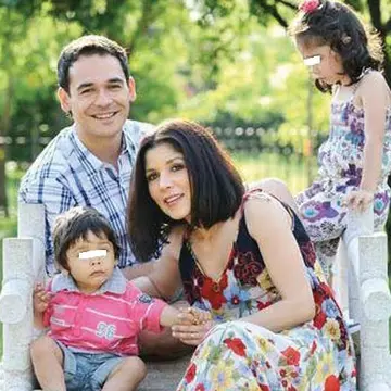 Razvan Simion a ratat din nou misiunea de parinte pentru cei doi copii ai sai. S-a scurs înca o vacanta fara tati