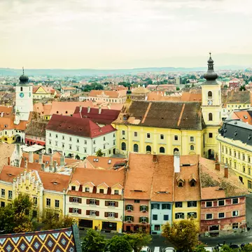 (P) Sibiul medieval, centrul cultural al ţării