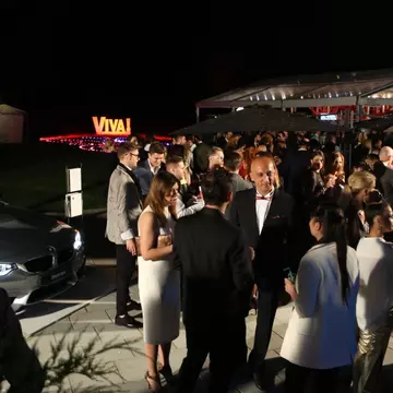 Revista VIVA! – de 17 ani prima alegere a vedetelor