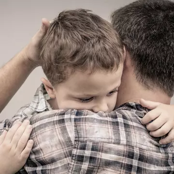 Fiul lui nu mai putea respira. Nu bănuia ca un curs de la locul de munca o să-l ajute în acest caz disperat