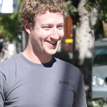 Mark Zuckerberg și-a pus vecinii în cap. Vezi cum i-a scos pe toți din sărite