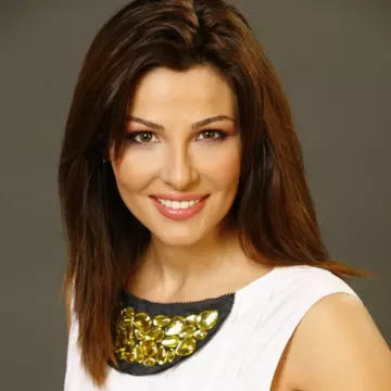 Oana Cuzino arată demențial la 44 de ani. Cele mai noi fotografii neretușate | FOTO ÎN ARTICOL