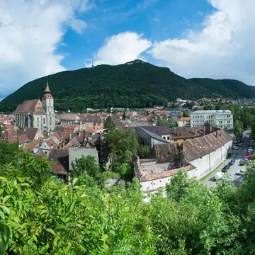 (P) Brașovul, cetatea celor opt bastioane