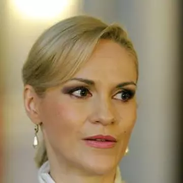 Gabriela Firea a trecut la fapte: bicicliștii, interziși în București