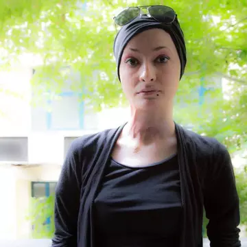 Mesajul emoţionant al unei supravieţuitoare din Colectiv, la 9 luni de la tragedie: „Am câştigat lupta cu moartea”