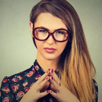 Reguli pentru iubitul meu care pleacă la mare fără mine