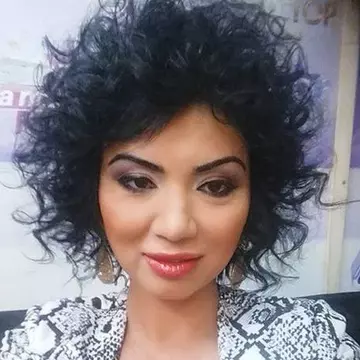Adriana Bahmuţeanu a atras toate privirile la o nuntă. Cum s-a îmbrăcat
