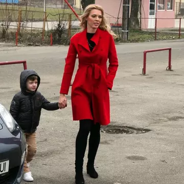 Psihologul Libertatea explică: Adevăratul motiv pentru care Alina Borcea şi-a pus silicoane!
