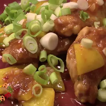 MIAM-MIAM! Pui cu legume în sos chili