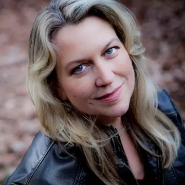Autoarea Cheryl Strayed vine la conferința The Power of Storytelling 2016