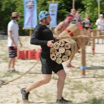 Supraviețuitorul - Doi concurenți au fost eliminați după numai zece minute petrecute pe insulă