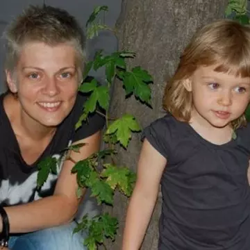 Dana Nalbaru: ”Am retras-o pe Sofia de la scoala. De tot”