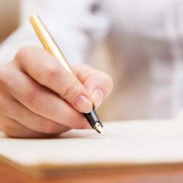 Răspunsul genial al unei mame, întrebată de profesori de ce fiica ei a întârziat la școală