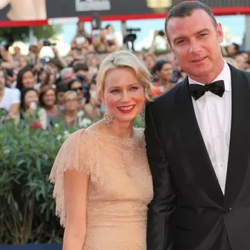 Actorii Naomi Watts și Liev Schreiber s-au despărțit după 11 ani de relație