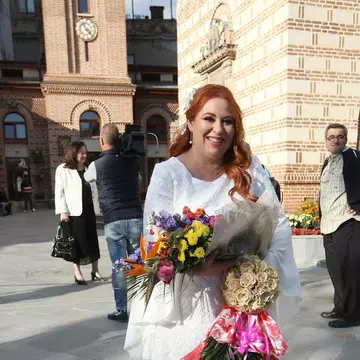 VIDEO EXCLUSIV/ Reînnoirea jurămintelor a prins-o nepregătită pe Oana Roman. Fără tată și rochie nouă