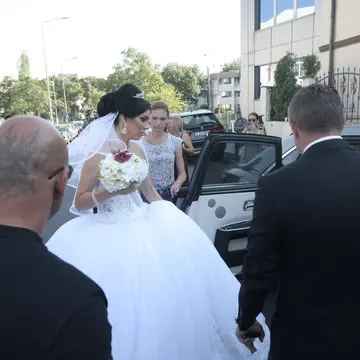 Incident la nunta Andreei Tonciu. A fost îndesată în mașină. „Nu pot să cred, nu pot să stau”