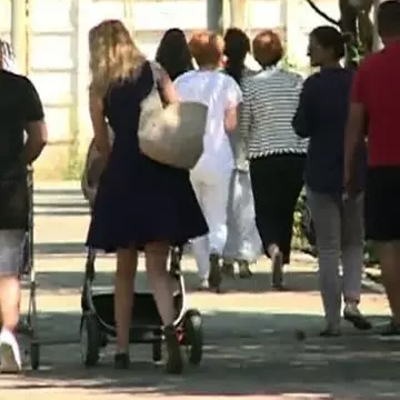 Valentina Pelinel s-a refăcut complet după naștere. Cum arată la trei luni de când a devenit mămică