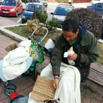Experiențele unui cerșetor italian care a ajuns pe străzile din România! Ce spune despre țara noastră