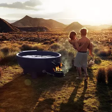 TREND HUNTER: jacuzzi în natură, fructul de baobab, lemonade coffee