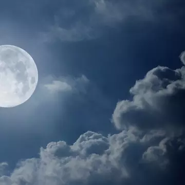 Cum sunt influențate zodiile de Luna Plină din 16 octombrie