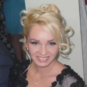 Maria Constantin, decolteu amețitor la nunta fiului lui Silviu Prigoană