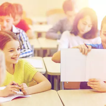 Cele mai amuzante răspunsuri date de elevi la testele școlare