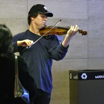 Povestea violonistului de la metrou